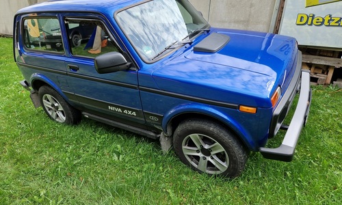 Lada Niva IG Herbst 2023